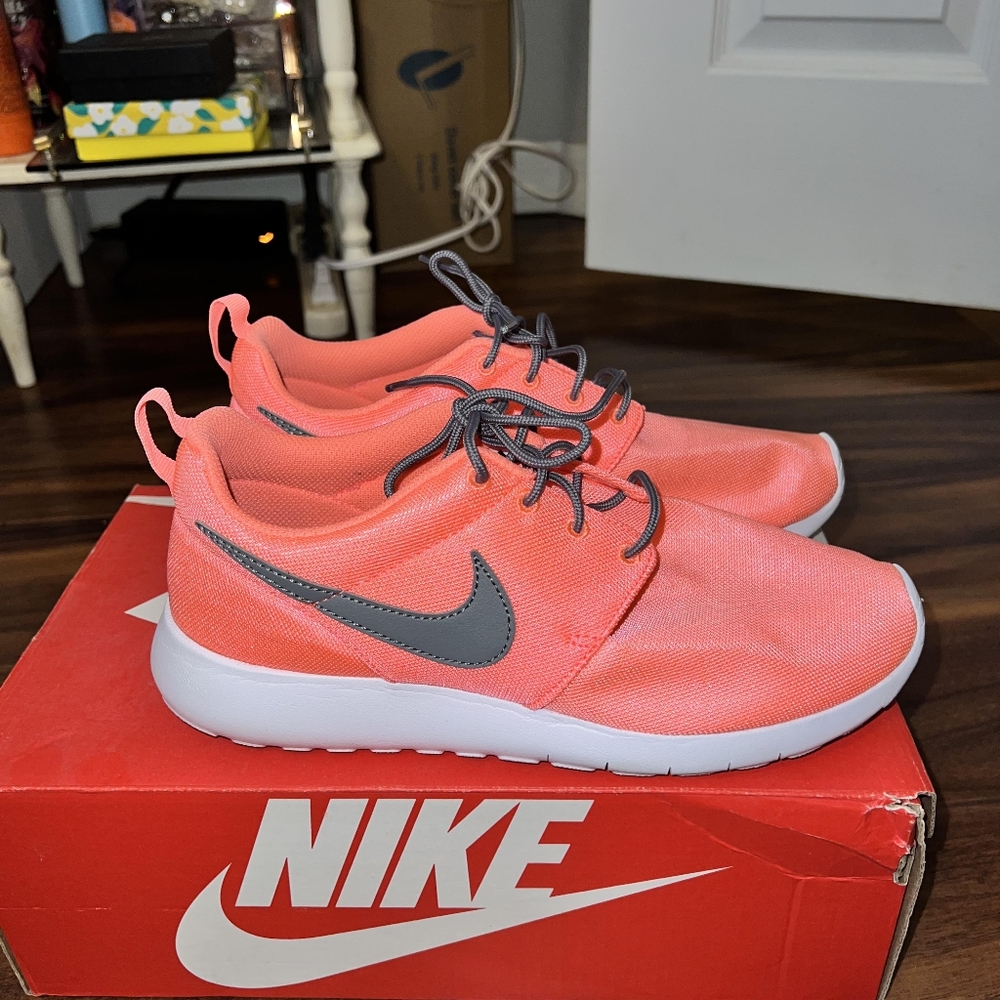 Nike